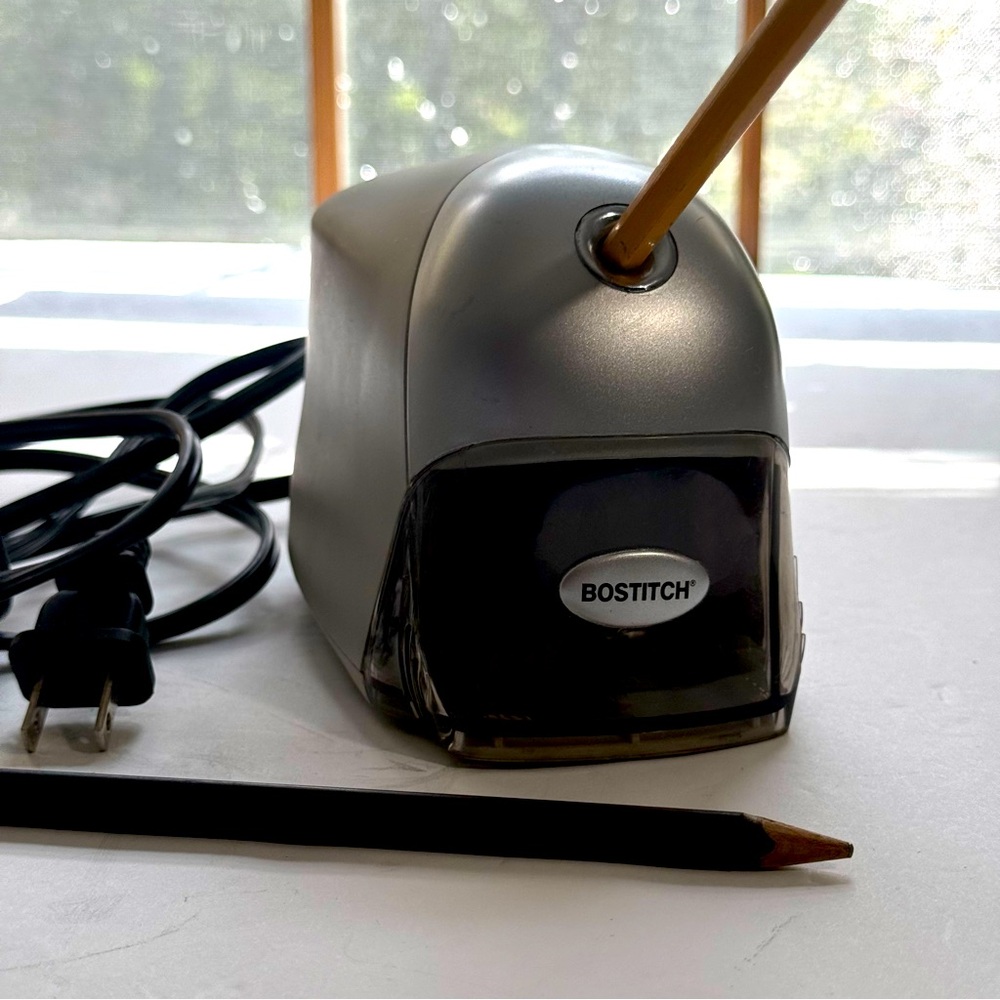Bostitch Executive Electric Pencil Sharpener Black EPS8HD-BLK Office Home School